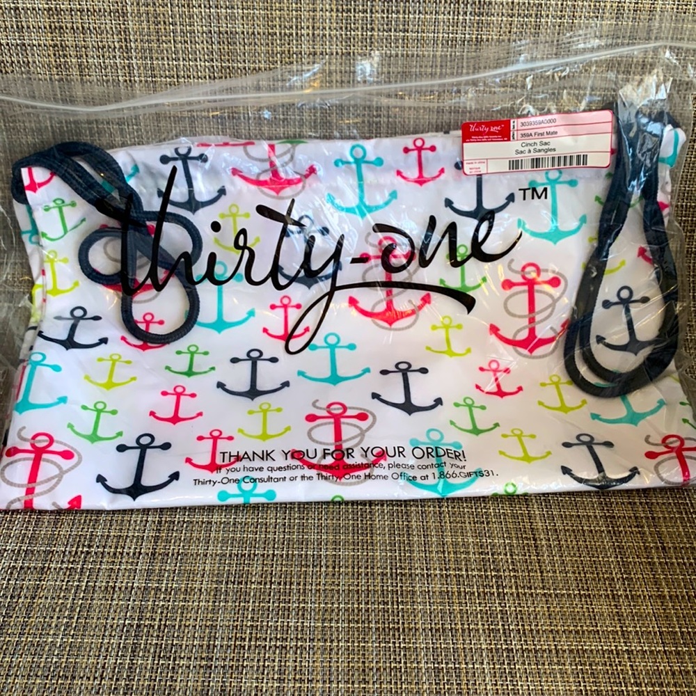 Brand new Thirty One Cinch Sac!